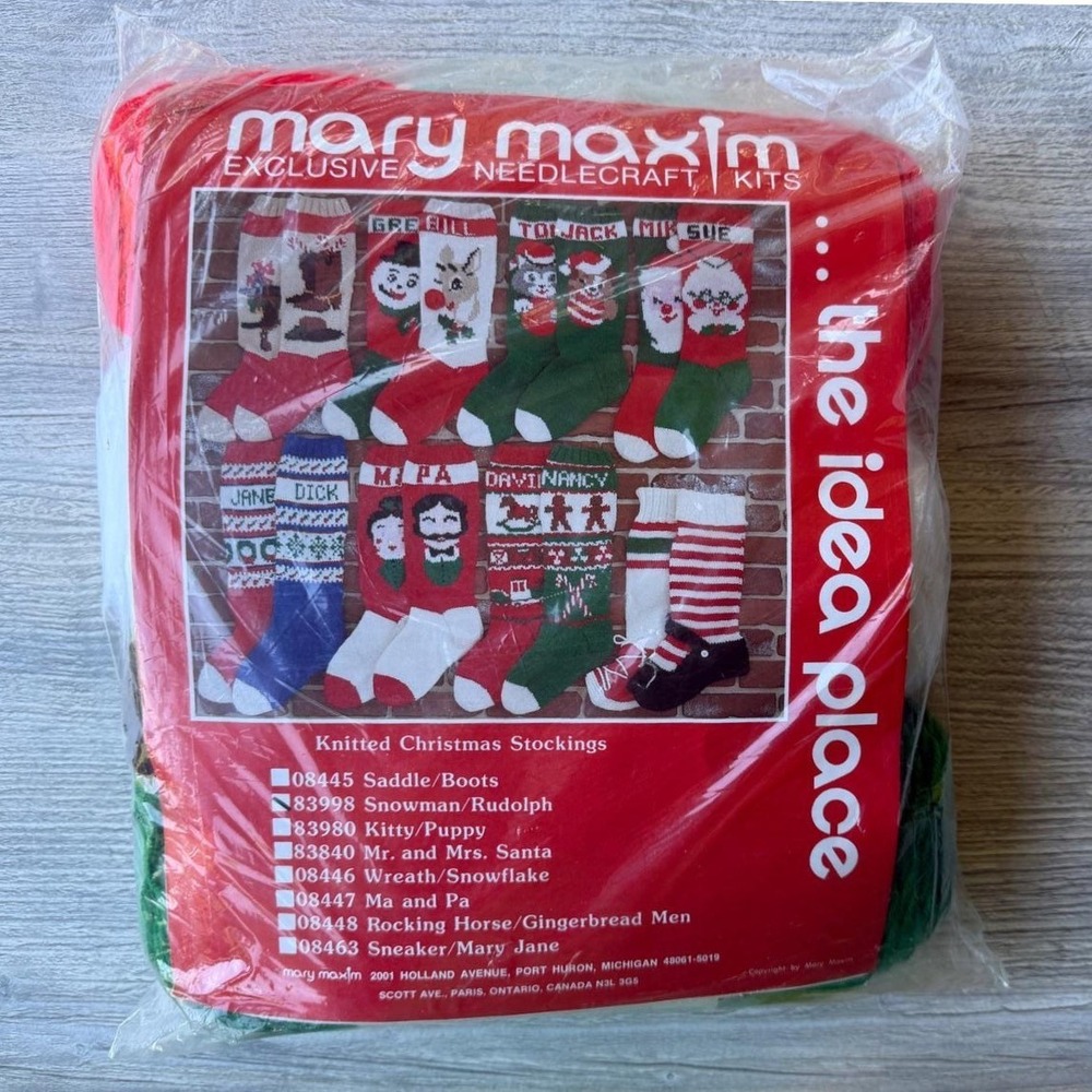 Vintage Mary Maxim Knitted Christmas Stockings Kit 83998 Snowman Rudolph NOS